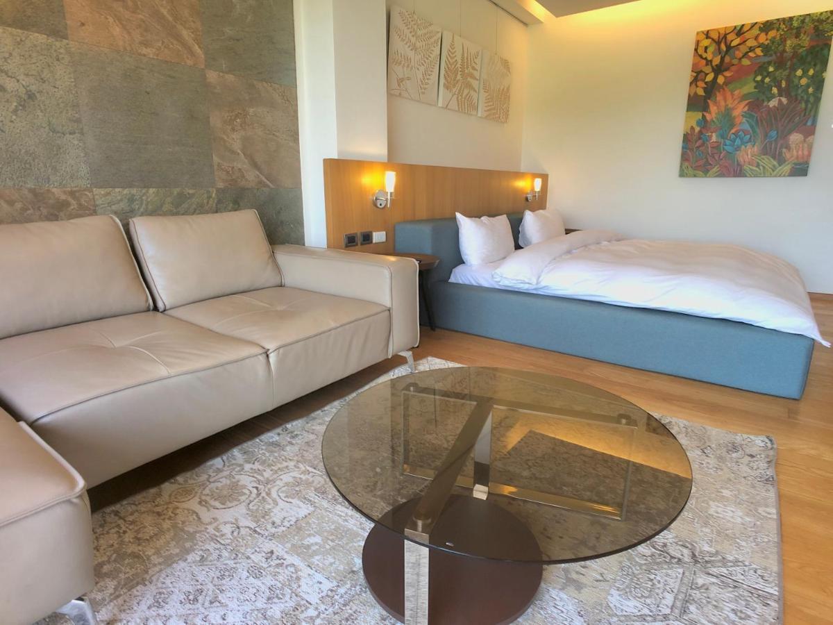 Aqua Star Villa Homestay Донгшан Екстериор снимка
